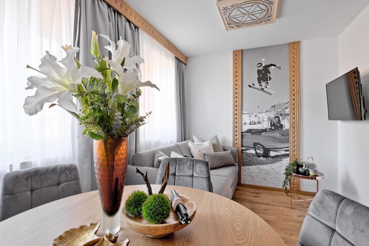 Apartament Narciarski Odkryj ザコパネ エクステリア 写真