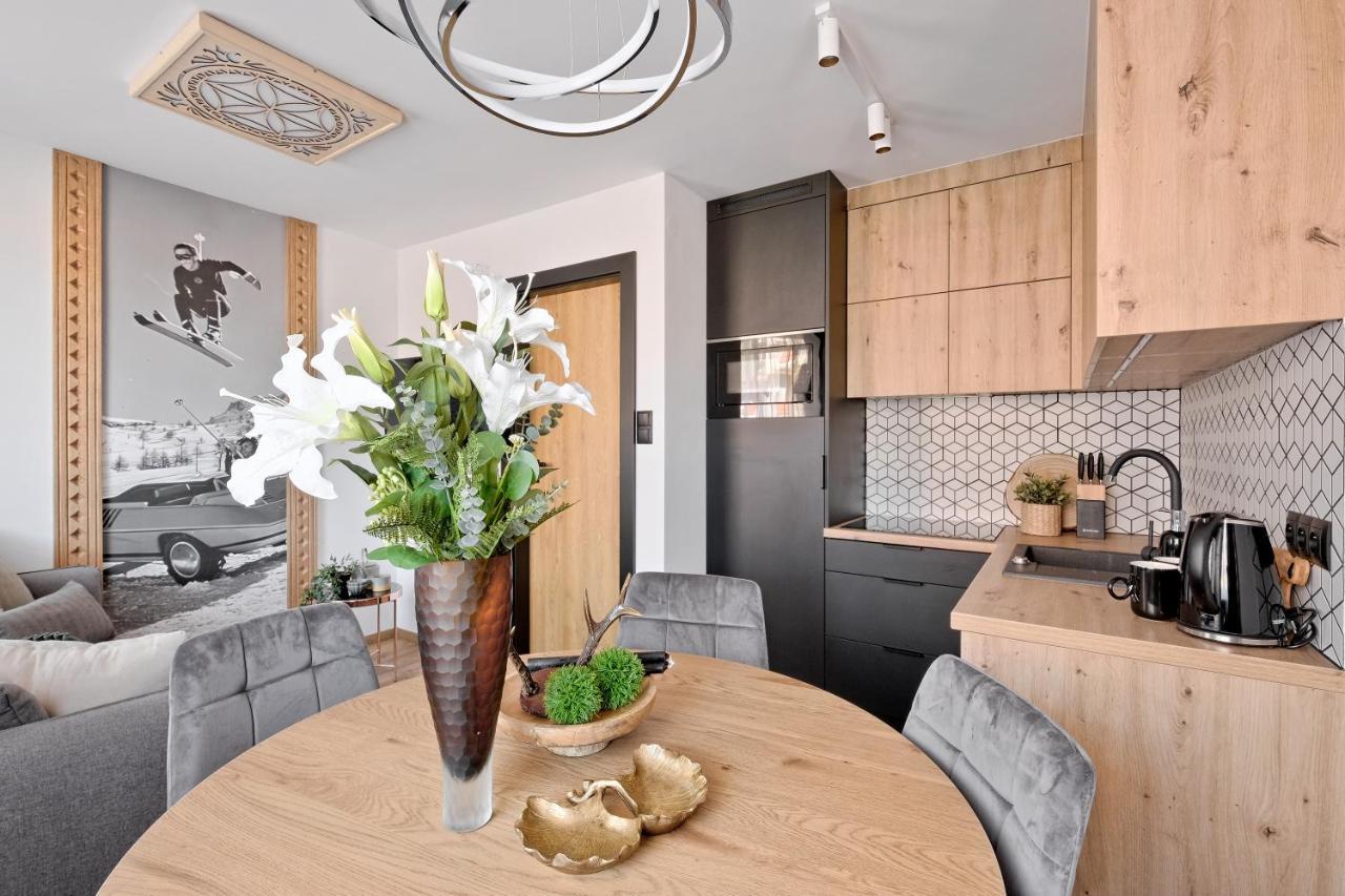 Apartament Narciarski Odkryj ザコパネ エクステリア 写真